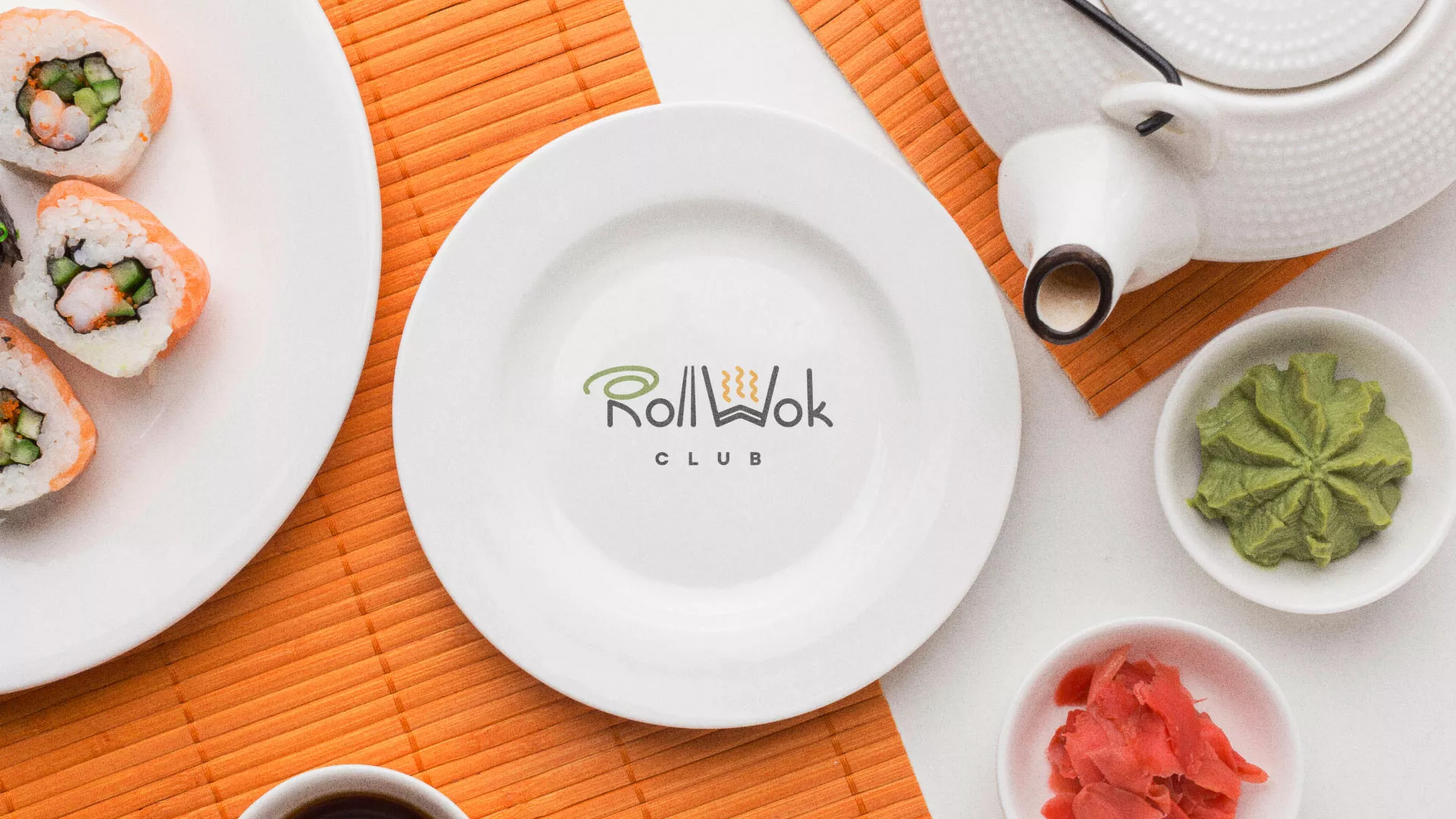 Разработка логотипа и фирменного стиля в Кольчугино для суши-бара «Roll Wok Club» Разработка логотипа и фирменного стиля в Кольчугино для суши-бара «Roll Wok Club»